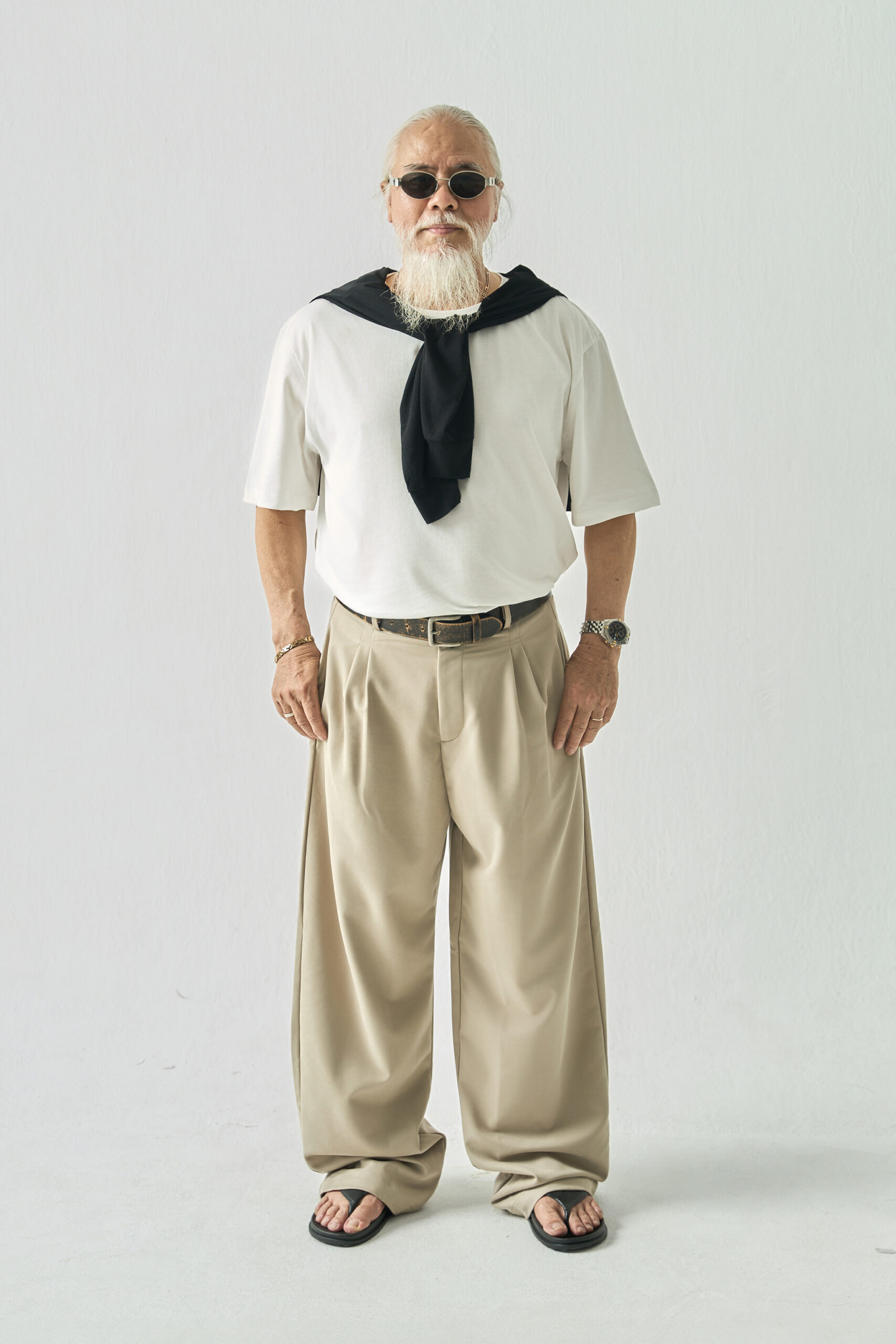 Basic Cotton T-shirt - Hình ảnh 4